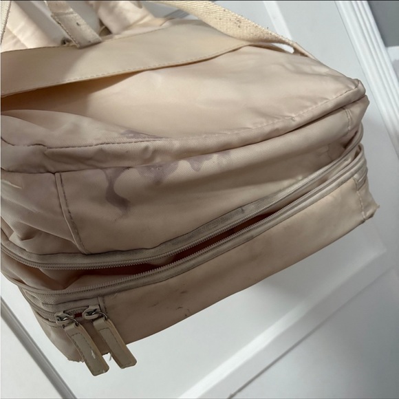 BEIS The Expandable Backpack in BEIGE- READ DESCRIPTION - Picture 5 of 11